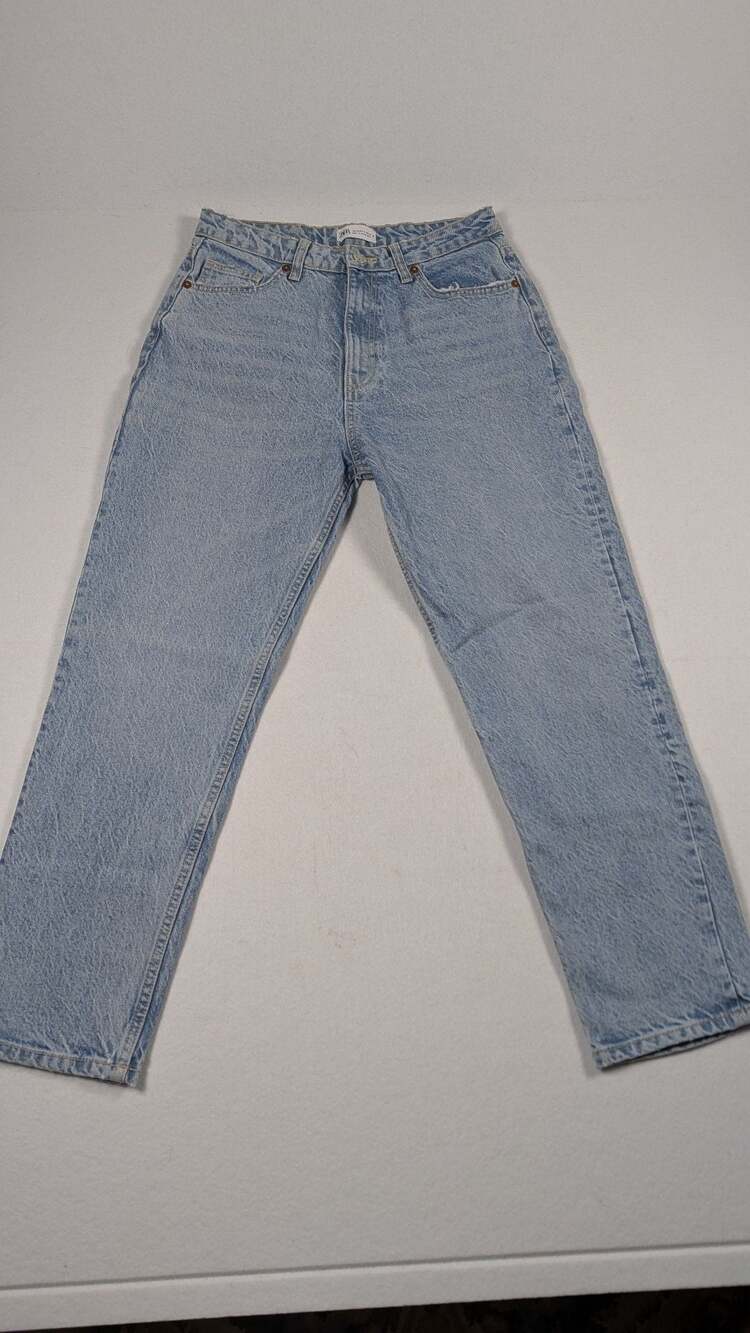 ZARA Light Wash Denim Jeans Size 8